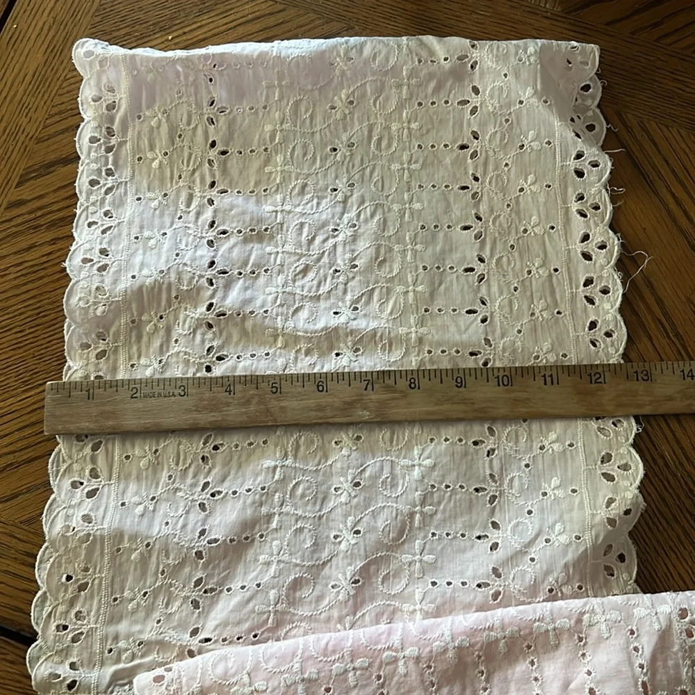 Vintage Pink Eyelet Side Table and Bureau Protector Doilies